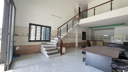 NHÀ MT XA LỘ HÀ NỘI - KINH DOANH NGAY CHỢ NAM CAO - SẴN DÒNG TIỀN 12TR/THÁNG - TỔNG DT HƠN 100M²!