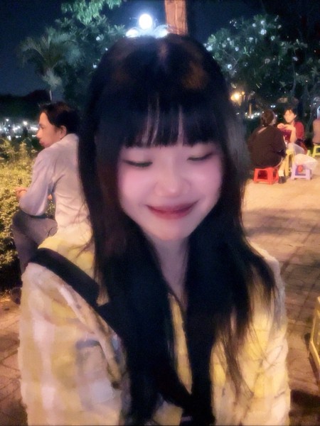 Thân Huỳnh Thảo Nguyên