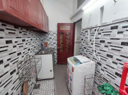 PHÒNG TRỌ GIÁ RẺ - 30/18 LÂM VĂN BỀN