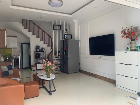 Bán nhà Tây Mỗ, 4 tầng, ngõ ô tô, 3 mặt thoáng, mặt tiền 4.4 m