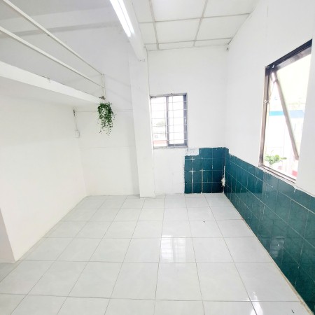 Phòng đẹp có Gác Lửng, Máy Lạnh - 26/42 Tân Sơn Nhì, Q.Tân Phú (Gần ĐH Công Thương, Văn Hiến)