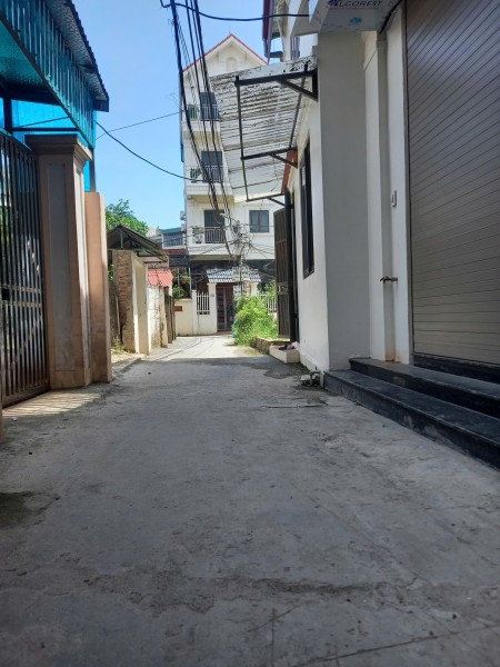 Bán nhà 5 tầng Trạm Trôi, Hoài Đức 46m2, MT:5m. Giá: 4,55 tỷ
