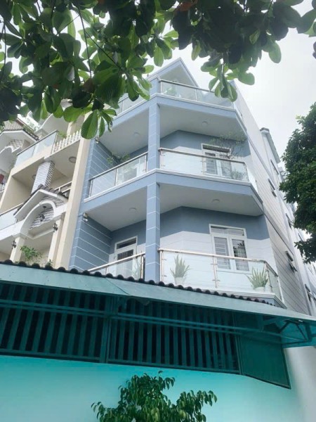Bán nhà Gò Vấp lô góc ngang 5m, xe hơi đậu trong sân nhà (hẻm 10m)