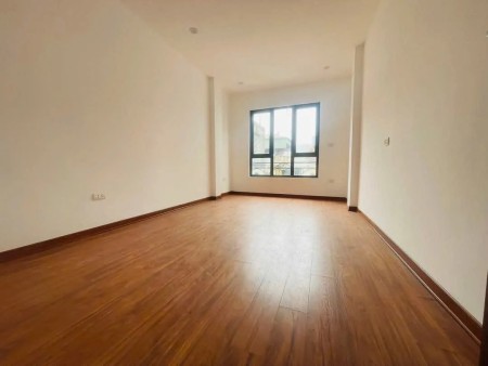 Nhà đẹp 35m2 phố Tựu Liệt, 4 tầng ở ngay, ngõ ô tô giá chỉ 5,8 tỷ