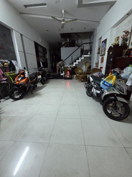 View Vành Đai Trong – Tiên Lửa – Hẻm Xe Tải Thông – Nhà 4 Tầng Mới Đẹp – 5x20m