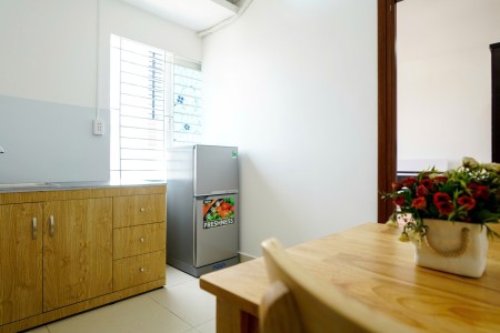 Phòng căn hộ tách bếp đủ nội thất - Trương Công Định,Q.Tân Bình (Đi bộ qua Etown Cộng Hòa)