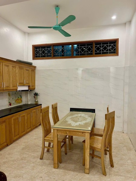  Bán nhà Tô Hiệu – Hà Đông – cách phố 20m – 4 tầng chắc chắn – tiện ở, làm VP