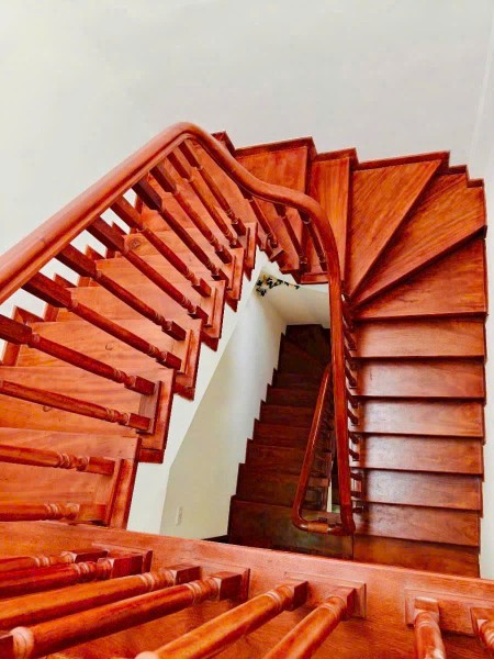 Đi đến slide 4