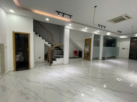 TẦNG TRỆT 126M² NHÀ PHỐ VINHOMES GRAND PARK–CÓ MÁY LẠNH ÂM TRẦN–LỐI ĐI RIÊNG
