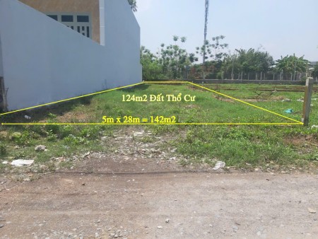 Cần tiền kinh doanh cần bán lô đất thổ cư mặt tiền đường