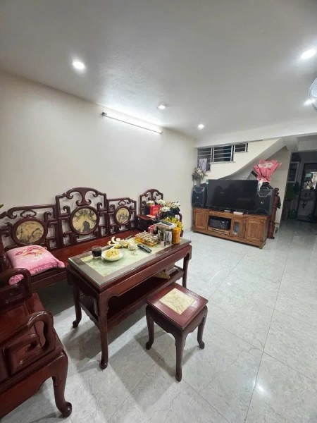 Bán nhà Tựu Liệt, 40m2 x 4 tầng, mặt tiền 4m, giá 4.5 tỷ
