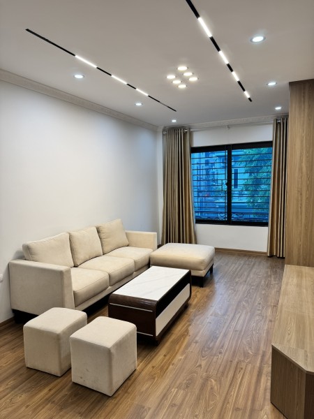 Siêu hiếm! Bán nhà mới xây Trịnh Văn Bô, Nam Từ Liêm 35m², 6 tầng, ôtô đỗ cửa, thang máy