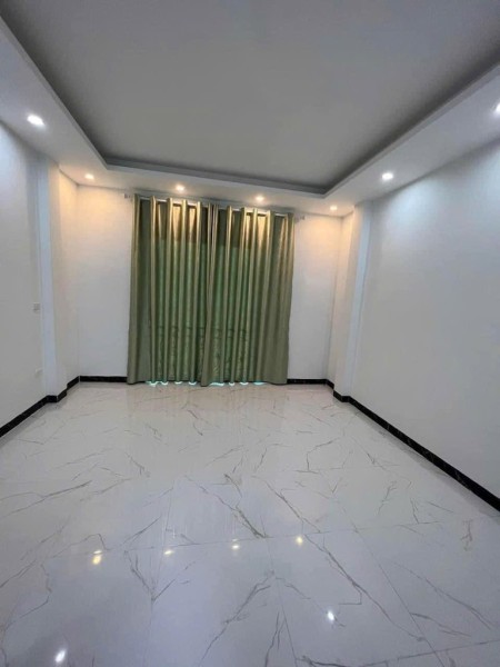 P/Lô ở ngay nội thất cơ bản Cự Khê, DT31,5mx5T, 3PN chỉ 3,5 tỷ