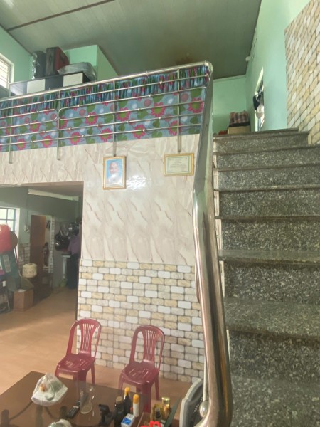 BÁN NHÀ CẤP 4 GÁC ĐÚC– SAU NHÀ MẶT TIỀN – 882/1 TRƯỜNG CHINH