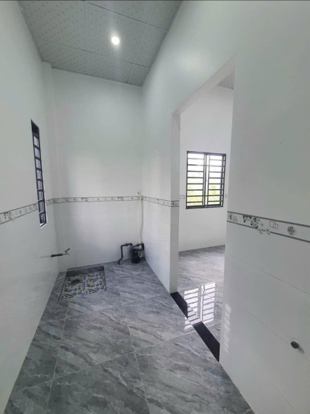 Chủ nhà tái định cư cần bán gấp căn nhà cấp 4 giá 850tr ngay trung tâm xã Bình Chánh
