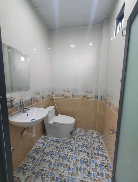 Chủ nhà tái định cư cần bán gấp căn nhà cấp 4 giá 850tr ngay trung tâm xã Bình Chánh