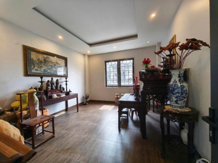 Căn nhà cực vip tại tuyến phố trung tâm. Dòng tiền ổn định - Hạ tầng đẹp, tăng giá tốt