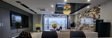 Siêu Phẩm 220m2 Mặt Phố Võng Thị, Bưởi, Tây Hồ. Nhà 8 Tầng Thang Máy, Mặt Tiền 13M, Giá 110 Tỷ