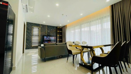 Cho thuê căn hộ cao cấp Diamond Alnata - Celadon City