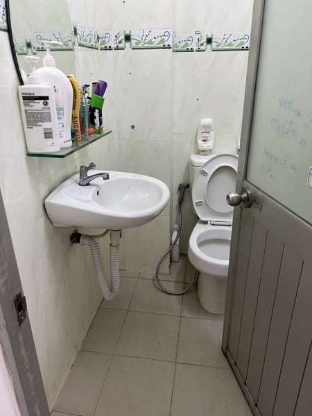 Cho thuê phòng VIP 19m2 Đinh tiên hoàng, p1, Bình Thạnh
