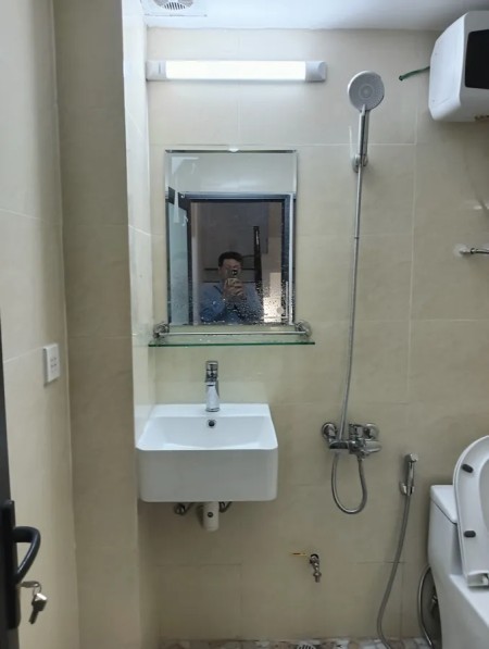 Bán nhà Trần Đại Nghĩa ,Hai bà Trưng , 30m ,4 tầng , MT 6.5M , Gía 3.95 Tỷ