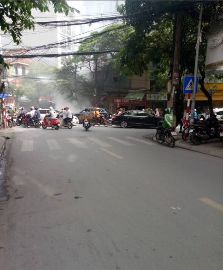 BÁN NHÀ PHỐ NGÃ TƯ SỞ - THƯƠNG LƯỢNG TRỰC TIẾP KHÔNG QUA SÀN.