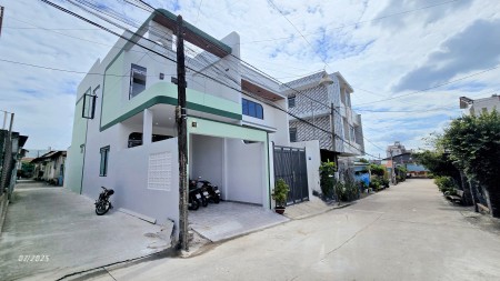 MỘT CĂN NHÀ_ĐẸP Phường Hố Nai - Ngay Nhà Thờ Bắc Hải (1Lầu 1Trệt - Góc 2 Mặt Tiền)