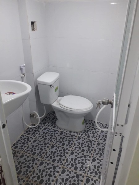 cho thuê phòng trọ giá rẻ, có gác gần đhsp đhsg giờ giấc tự do ,để xe free