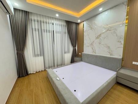 NHÀ HIẾM VỊ TRÍ ĐẸP PHÂN LÔ -DÂN XÂY -Ô TÔ CHẠY VÒNG QUANH - NGÕ THÔNG Ở SƯỚNG-SỔ ĐỎ VUÔNG ĐẸP