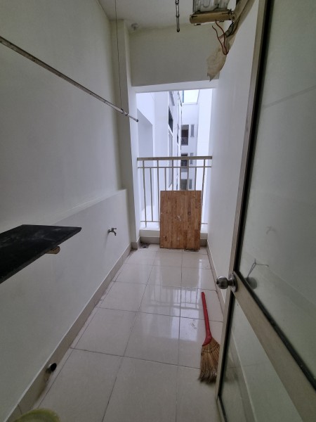 Cho thuê căn hộ góc tầng 10 chung cư Bình Trị Đông B (Hai Thành, Tên Lửa)