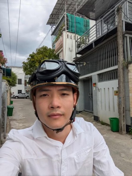 Nguyễn Hữu Chính