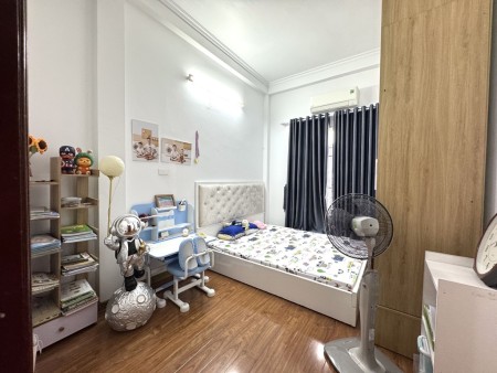 Khương Đình 60m2x4 tầng mặt ngõ kinh doanh – nội thất cao cấp – Sổ vuông A4