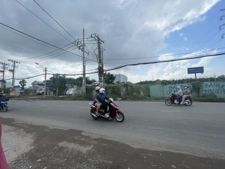 Bán lô đất Mặt tiền đường Nguyễn Duy Trinh, phường Phú Hữu, quận 9 (TP.Thủ Đức).