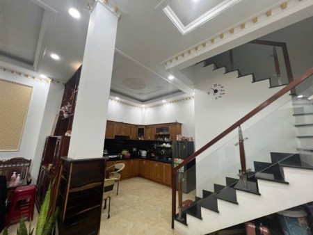 Nhà Nội Thất Đẹp - Ô Tô Ngủ Trong Nhà58m² - 3 Tầng Giá Chỉ 6,5 Tỷ