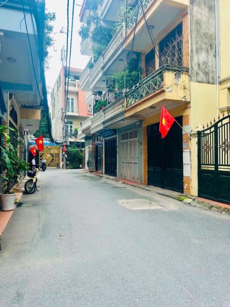 Siêu Phẩm Lê Trọng Tấn – Nhà Mới 5 Tầng – Gara – Ngõ Ô Tô Tránh – Đỉnh Cao Làm Văn Phòng!