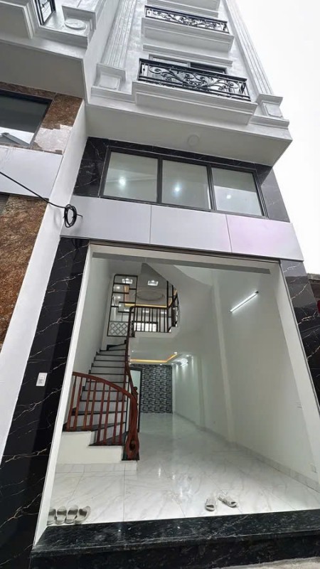 Bán nhà Kim Giang, 6 tầng, mặt tiền 5 m, ngõ ô tô tránh, 57 m2, giá 12,5 tỷ