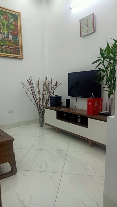Bán nhà 4 tầng đẹp – Tặng toàn bộ nội thất – Chủ thiện chí – Hữu Lê, Thanh Trì