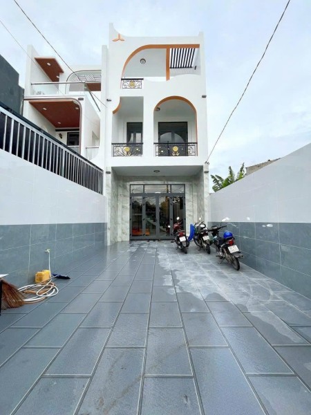 Chính chủ bán nhà phố Phường 4 – TP. Tân An - 70m² – Thổ…
