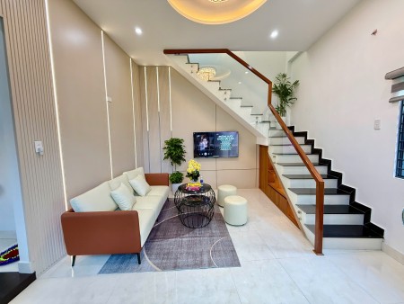 Bán nhà 2 tầng mê đúc – 2 mặt kiệt ô tô – Lê Đình Kỵ