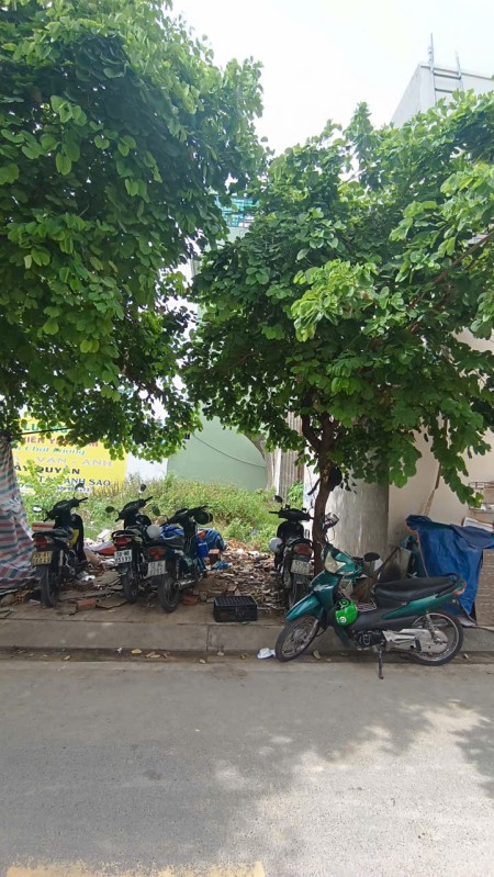 Bán lô đất ngay trung tâm phường Bình Hưng Hòa, đường nội bộ 8m, chỉ nhỉnh 5tỷ