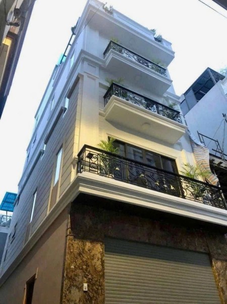 Cần bán nhà Đê Trần Khát Chân 39m2. Giá 7 tỷ.