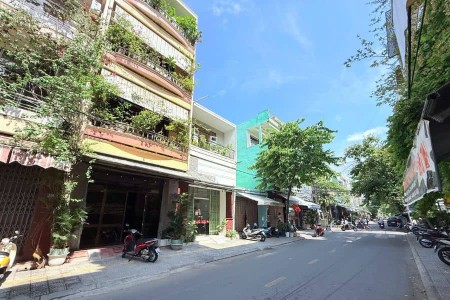 Bán Nhà Mặt Tiền Đỗ Quang - 2,5 Tầng - Thanh Khê, Trung Tâm…