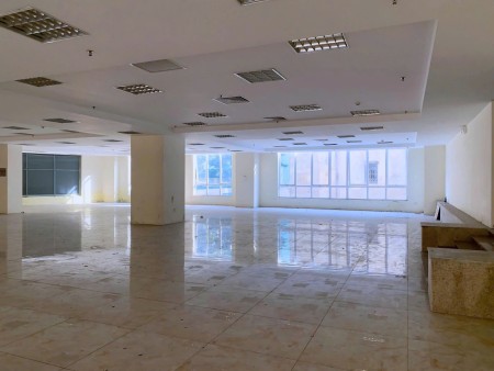 Chính chủ cho thuê mặt bằng giá rẻ nhất Phạm Văn Đồng