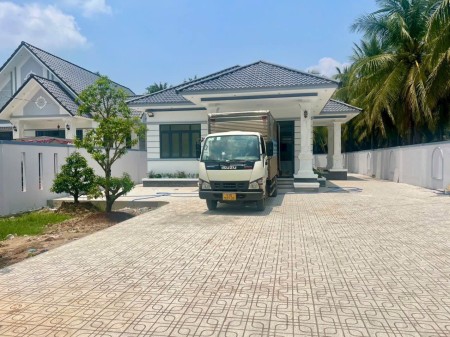 Bán căn hộ chung cư 90m2 ở 28 Mai Chí Thọ, Quận 2, TP HCM giá 3.235 tỷ đồng