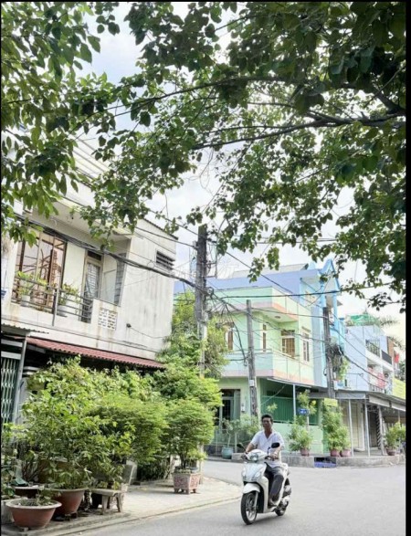 Bán Dãy Nhà Trọ 8 phòng DT 128m2 KDC Bình Hưng Bình Chánh