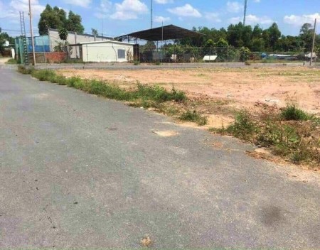 KẸT TIỀN MỞ QUÁN ĂN BÁN 1024M2 SỔ RIÊNG ĐỐI DIỆN KCN CÔNG NHÂN LÀM VIỆC ĐÔNG. GIÁ 160 TRIỆU (BAO SỔ)