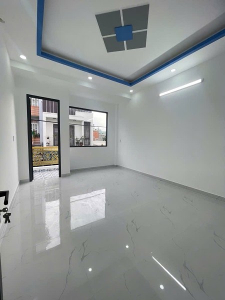 Bán nhà riêng Chỉ hơn 5 tỷ, có ngay nhà đẹp lung linh Lê Văn…