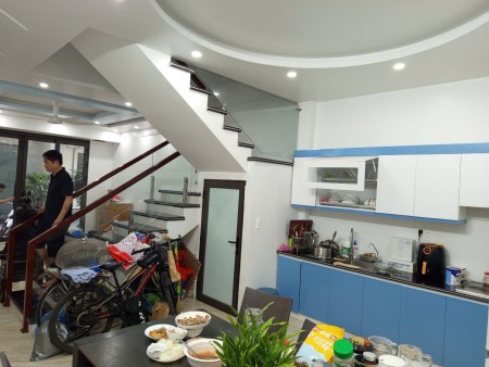 Bán Nhà 4 Tầng Độc Lập – Mặt Tiền Đẹp – Thiên Lôi,…