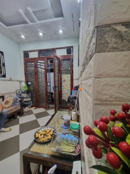 Bán nhà P. Kim Giang, HN, DT 32 m2, 4 tầng, giá bán 7.35 tỷ 0981691509 để được xem nhà
