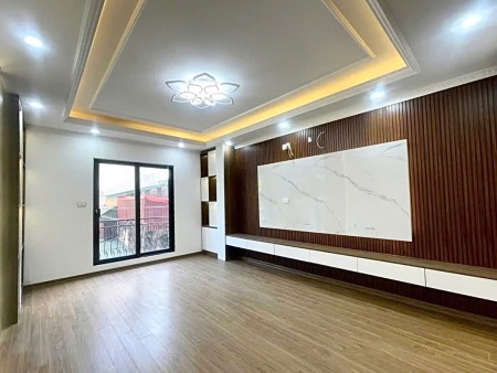 Bán nhà phân lô Ngọc Hồi – Ô tô ngủ trong nhà – 60m² thang…